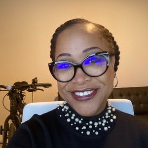 Meet your Posher, Vazaskia